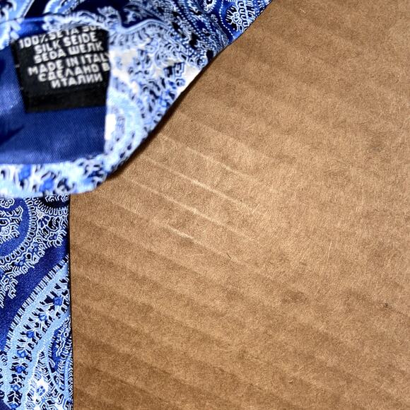 Boss Hugo Boss Men's Paisley Neck Tie Blue Classic 100% Silk Made In Italy - Picture 6 of 6